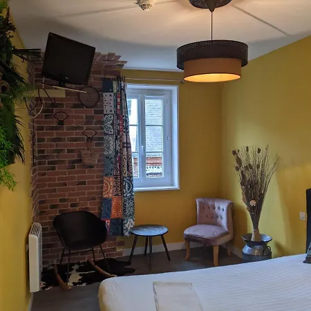 L'aiguille Creuse Hotel Étretat